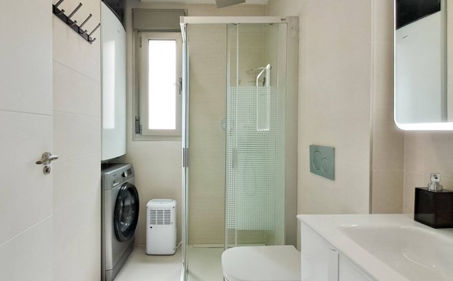 Resale - Apartment -
Orihuela Costa - Los Dolses