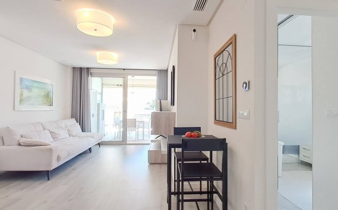 Resale - Apartment -
Orihuela Costa - Los Dolses