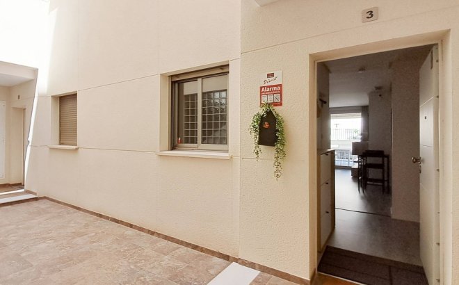Resale - Apartment -
Orihuela Costa - Los Dolses