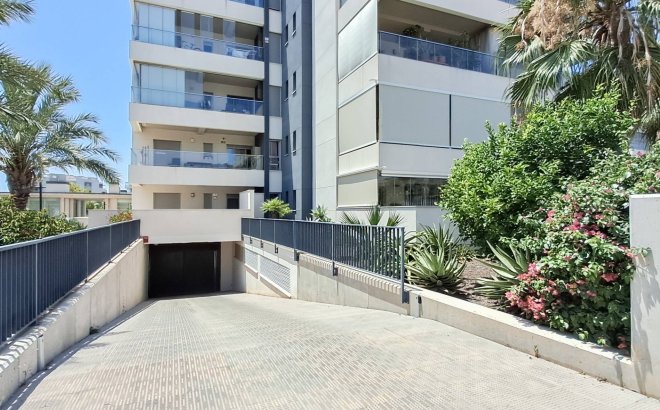 Resale - Apartment -
Orihuela Costa - Los Dolses