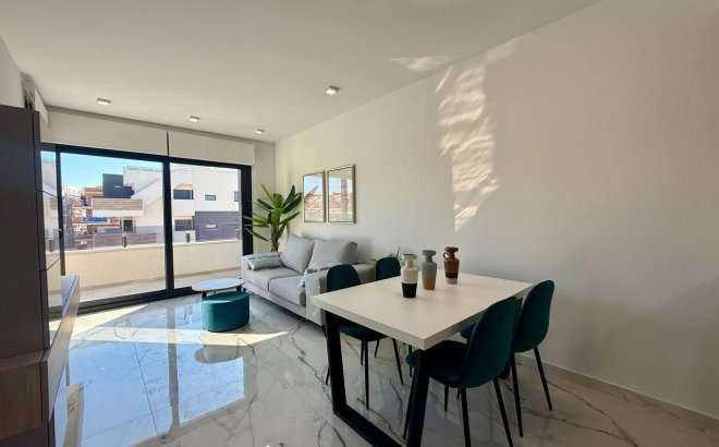 Revente - Penthouse -
Orihuela Costa - PAU 8