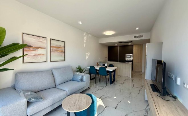 Revente - Penthouse -
Orihuela Costa - PAU 8