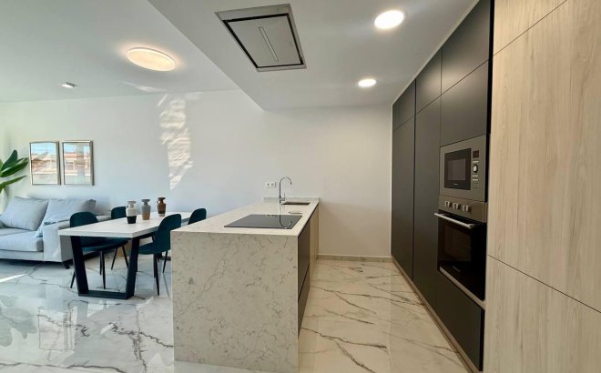 Revente - Penthouse -
Orihuela Costa - PAU 8