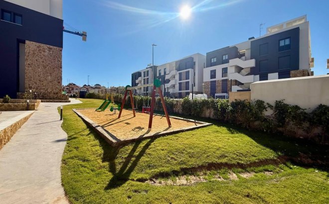 Revente - Penthouse -
Orihuela Costa - PAU 8