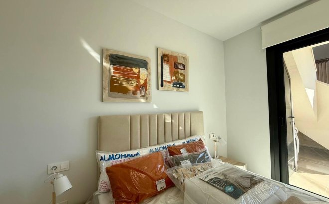 Revente - Penthouse -
Orihuela Costa - PAU 8