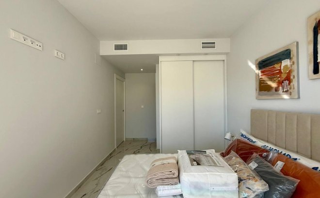 Revente - Penthouse -
Orihuela Costa - PAU 8