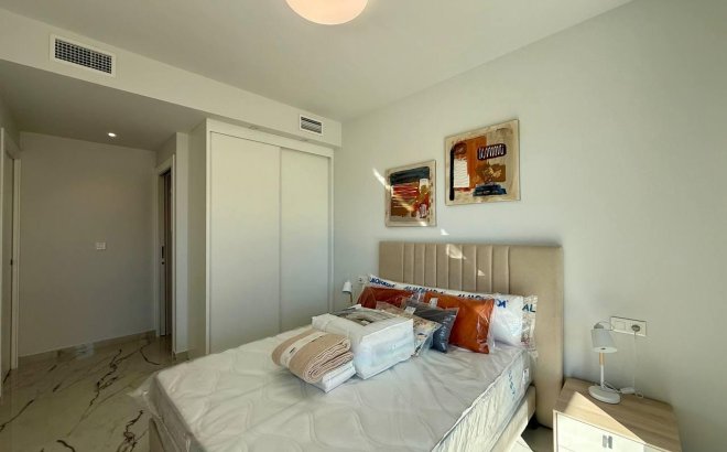 Revente - Penthouse -
Orihuela Costa - PAU 8