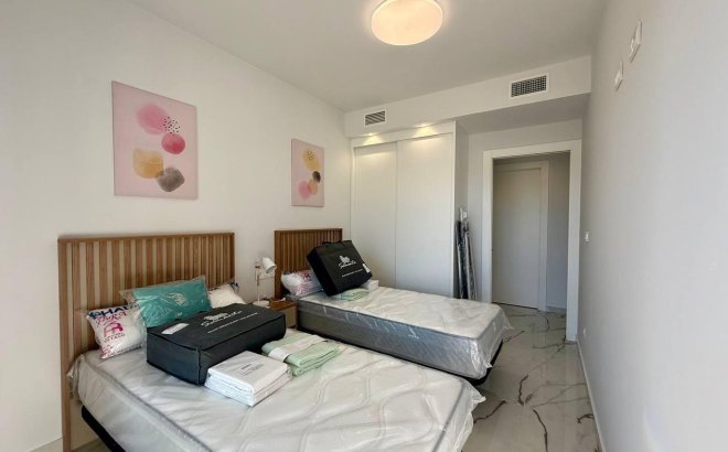 Revente - Penthouse -
Orihuela Costa - PAU 8