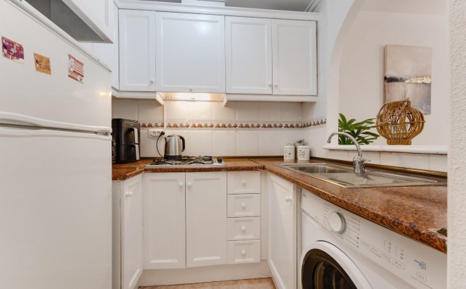 Resale - Apartment -
Torrevieja - Centro