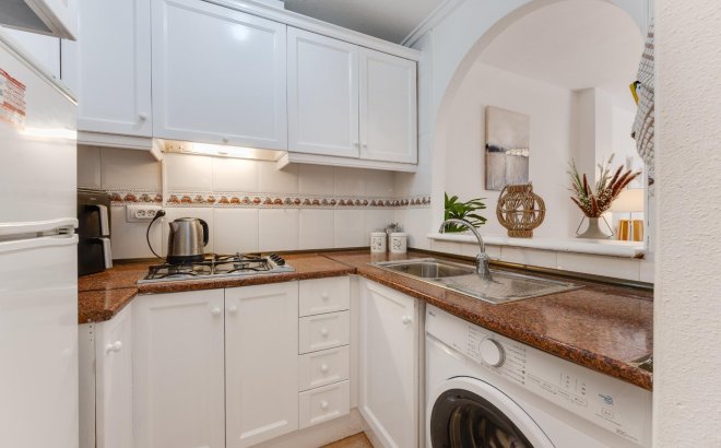 Resale - Apartment -
Torrevieja - Centro