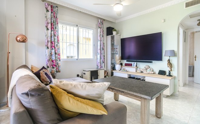 Resale - Villa -
San Fulgencio - Costa Blanca
