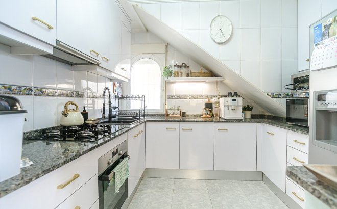Resale - Villa -
San Fulgencio - Costa Blanca