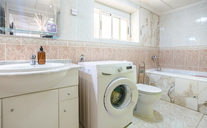 Resale - Villa -
San Fulgencio - Costa Blanca