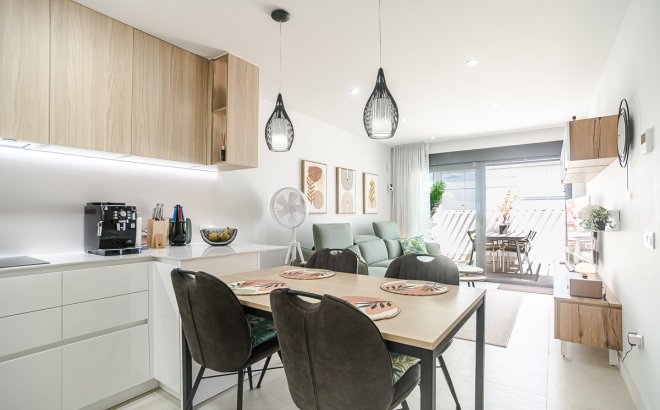 Resale - Apartment -
Torrevieja - Costa Blanca