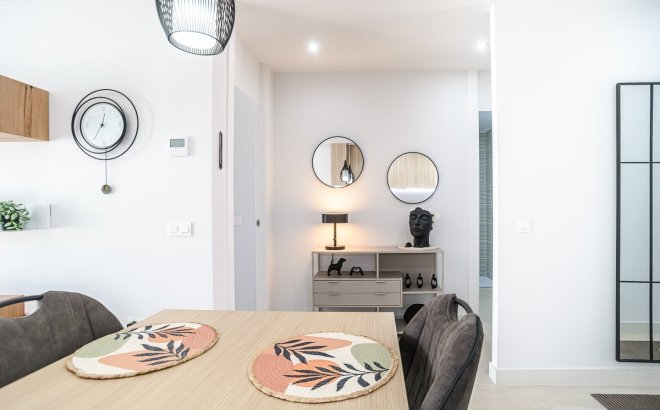 Resale - Apartment -
Torrevieja - Costa Blanca