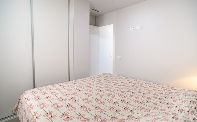 Resale - Apartment -
Torrevieja - Costa Blanca