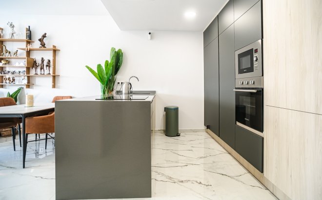 Resale - Penthouse -
Orihuela Costa - Costa Blanca