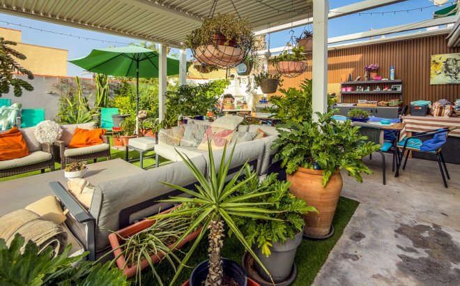 Resale - Villa -
Torrevieja - Costa Blanca