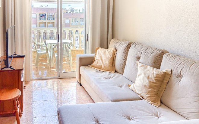 Resale - Apartment -
Torrevieja - Costa Blanca