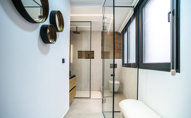Resale - Apartment -
Torrevieja - Costa Blanca