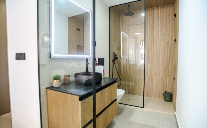 Resale - Apartment -
Torrevieja - Costa Blanca