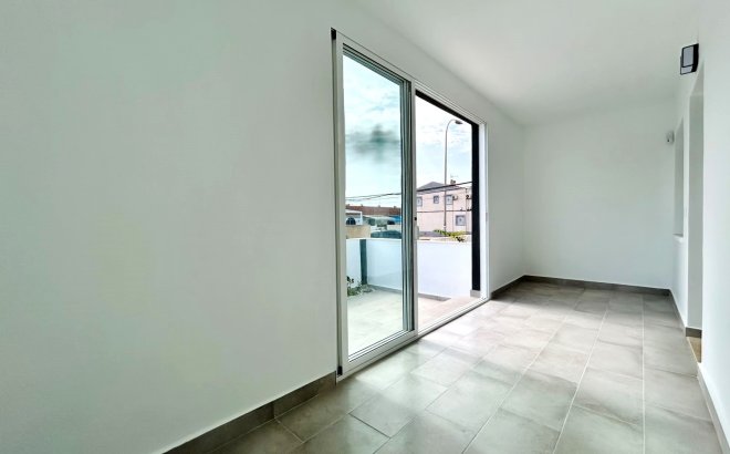 Resale - Bungalow -
La Siesta - Costa Blanca