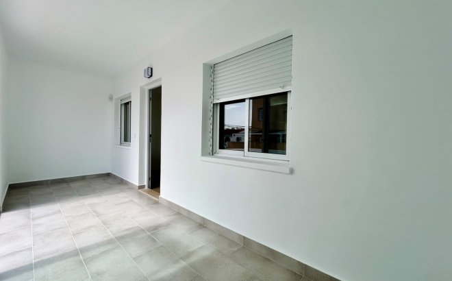 Resale - Bungalow -
La Siesta - Costa Blanca