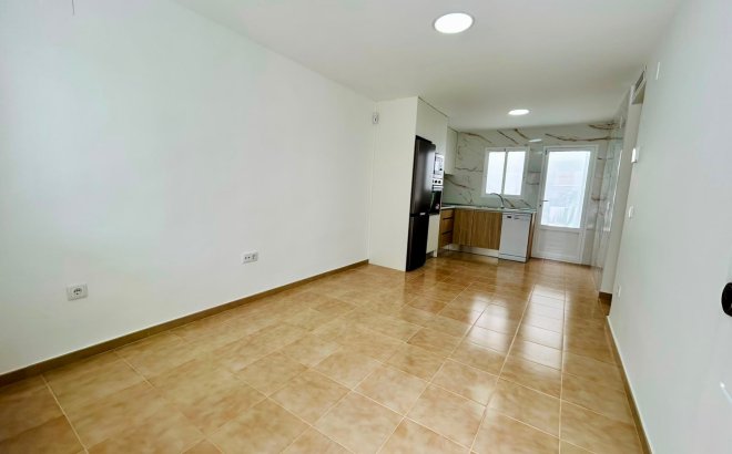 Resale - Bungalow -
La Siesta - Costa Blanca