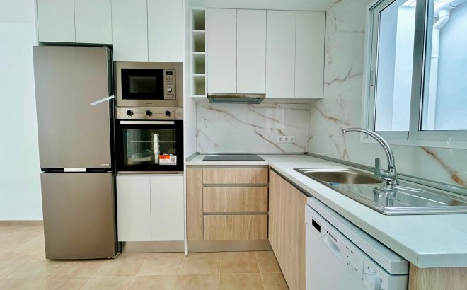Resale - Bungalow -
La Siesta - Costa Blanca