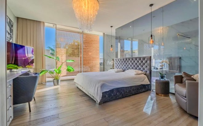 Resale - Villa -
Benijofar - Costa Blanca