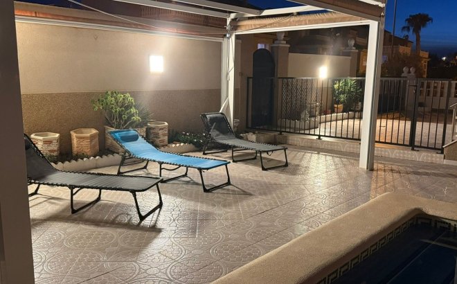 Resale - Villa -
Orihuela Costa - Costa Blanca