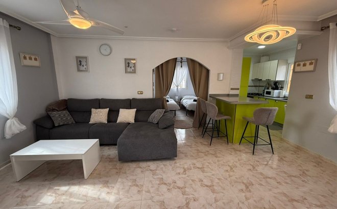 Resale - Villa -
Orihuela Costa - Costa Blanca