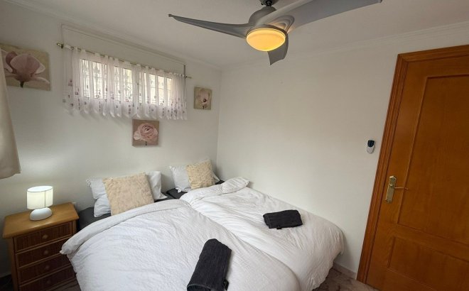 Resale - Villa -
Orihuela Costa - Costa Blanca