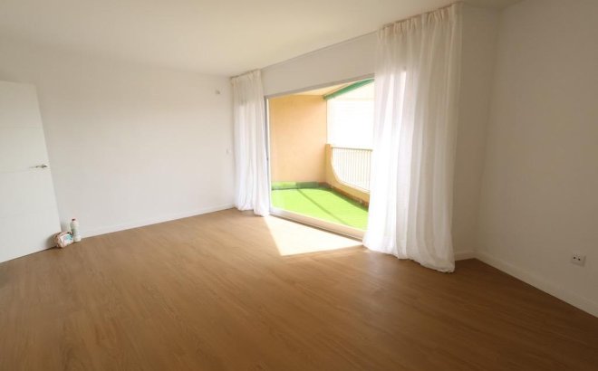 Revente - Appartement -
Orihuela Costa - Costa Blanca
