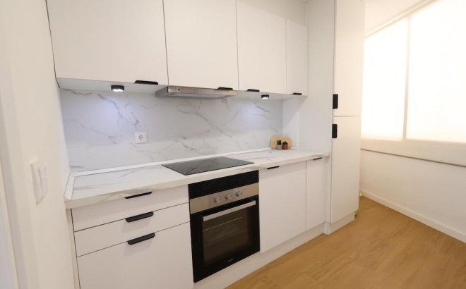 Revente - Appartement -
Orihuela Costa - Costa Blanca
