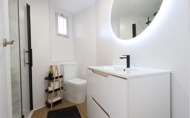 Revente - Appartement -
Orihuela Costa - Costa Blanca