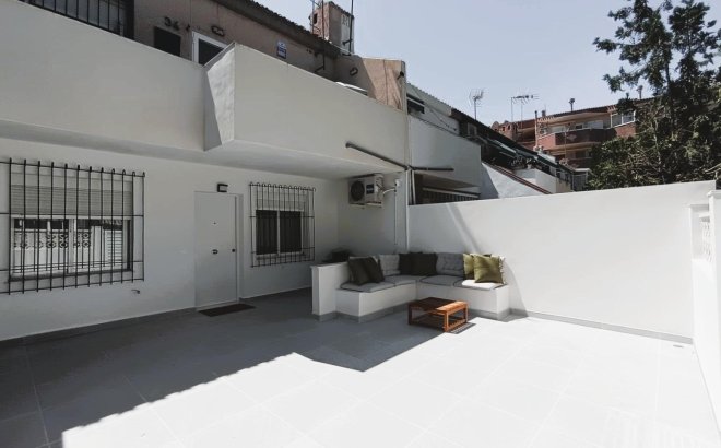 Resale - Bungalow -
Orihuela Costa - Costa Blanca