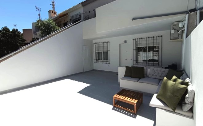 Resale - Bungalow -
Orihuela Costa - Costa Blanca