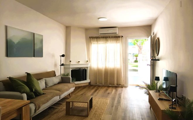 Resale - Bungalow -
Orihuela Costa - Costa Blanca