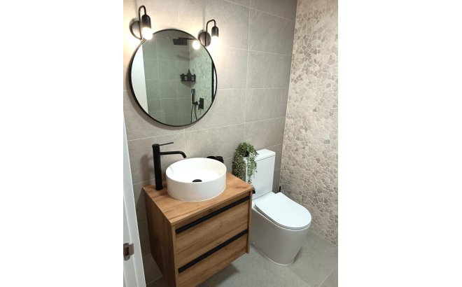 Resale - Bungalow -
Orihuela Costa - Costa Blanca