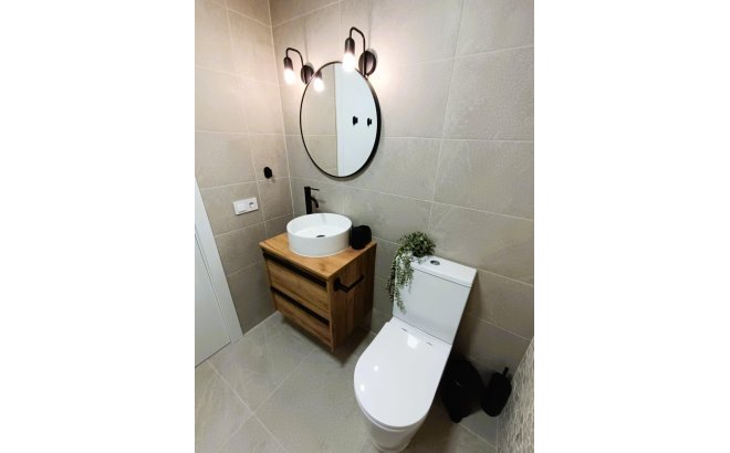 Resale - Bungalow -
Orihuela Costa - Costa Blanca
