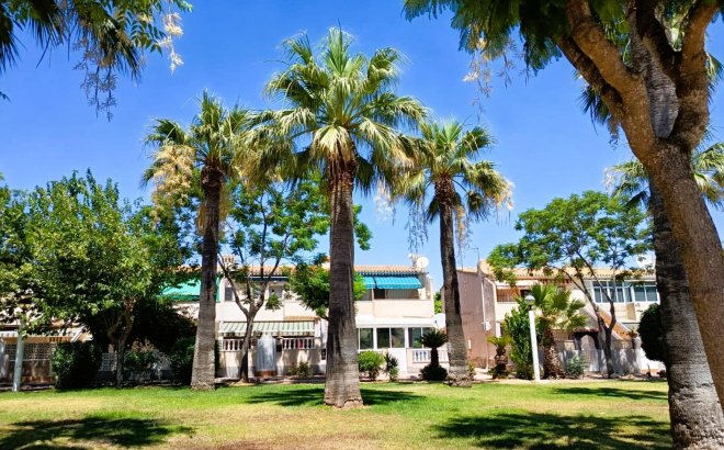 Resale - Bungalow -
Orihuela Costa - Costa Blanca
