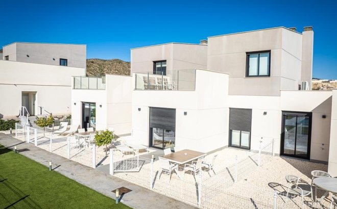 Nouvelle Construction - Town House -
Baños y Mendigo - Altaona Golf