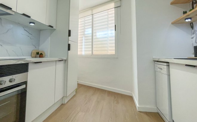 Resale - Apartment -
Orihuela Costa - Costa Blanca