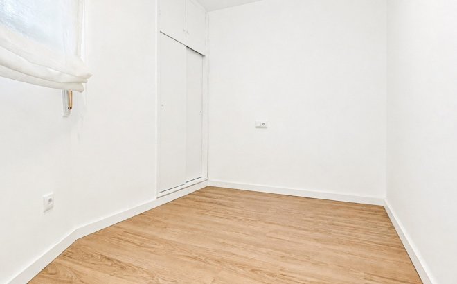 Resale - Apartment -
Orihuela Costa - Costa Blanca