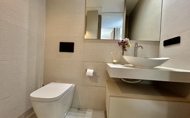 Resale - Villa -
La Finca Golf Resort - Inland