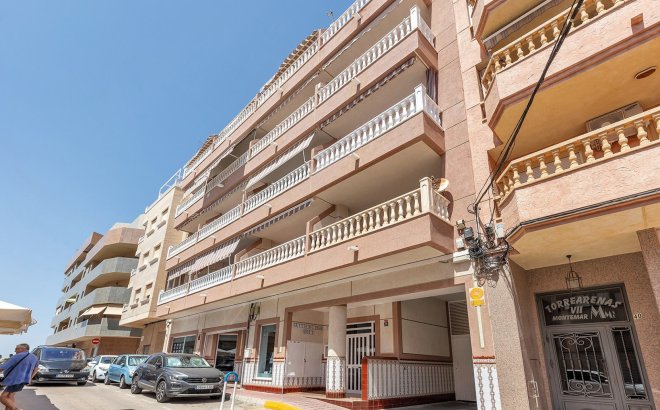 Resale - Apartment -
La Mata - Costa Blanca