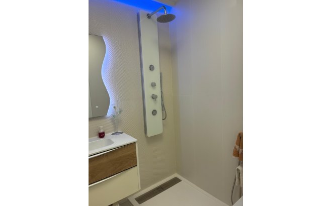 Resale - Apartment -
Torrevieja - Los Balcones