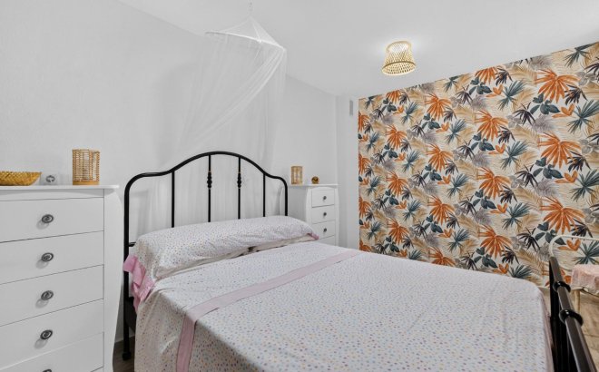 Resale - Apartment -
Torrevieja - Playa del Cura
