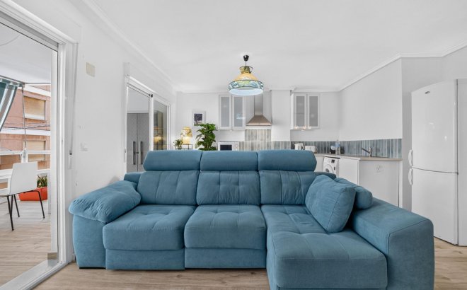 Resale - Apartment -
Torrevieja - Playa del Cura
